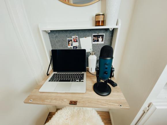DIY SMALL SPACE OFFICE IN MY HALLWAY!